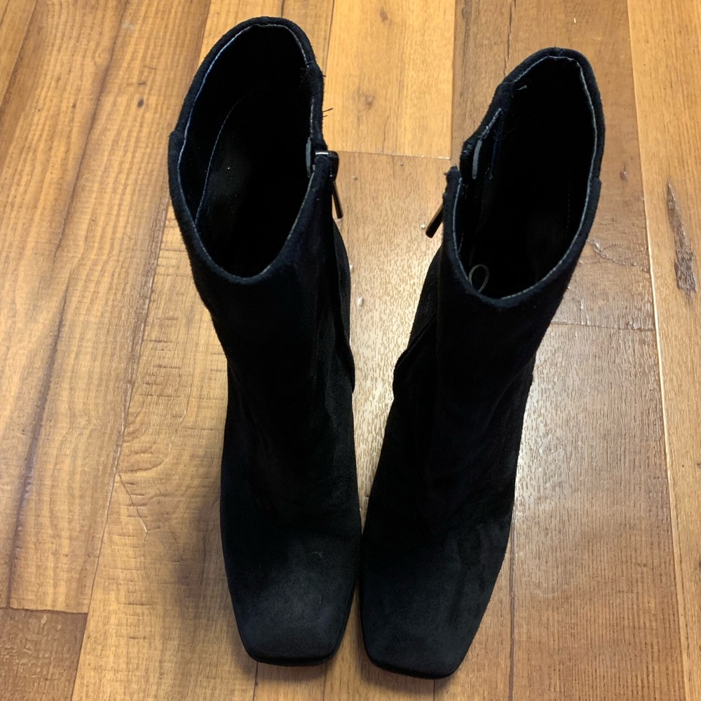 Sam Edelman Chic Black Heeled Suede Boots for Women